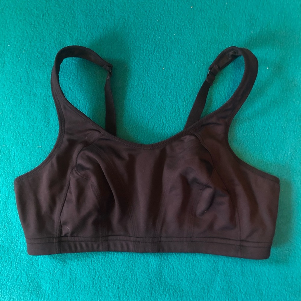 Shock Absorber Sports Bra Sz 36D